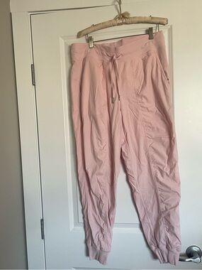lululemon strawberry milkshake jogger pants